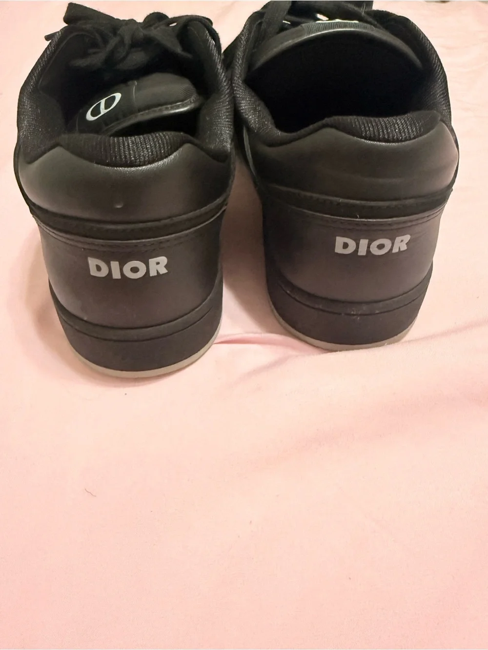 Dior Men’s Black Logo-Panel Low-Top Sneakers
